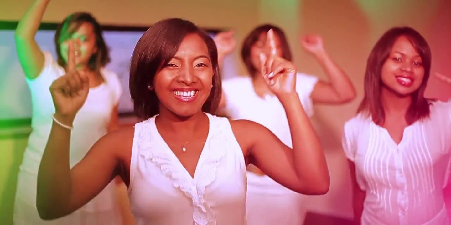 RIJA RASOLONDRAIBE   -   Omeo solika  (gasy HD 2015 - malagasy)