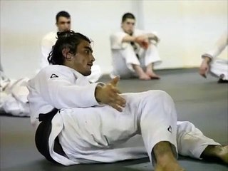 Download Video: Brazilian Jiu Jitsu lies: the Hélio Gracie cult