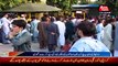 Bad News  نوجوانوں نے اب تک نیوز کی خوبصورت رپوٹر کیساتھ باغ میں لائیو کوریج کے دوران بہت بُری کر دی