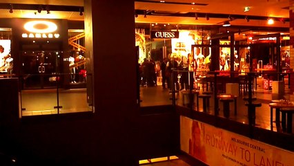 Melbourne Central Fight: Security V.S. Hooligans