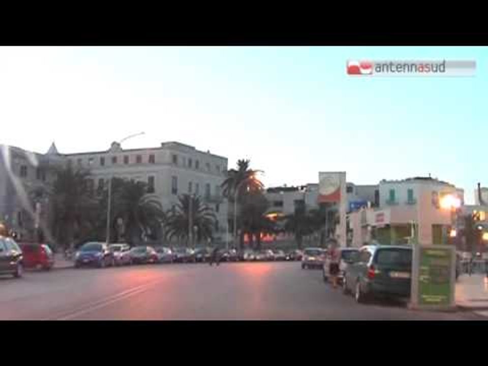 TG 20.07.15 Accoltellato mentre passeggiava in bici sul lungomare di Bari