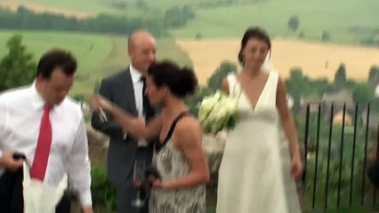 Wetlook wedding   funny escape from ruins