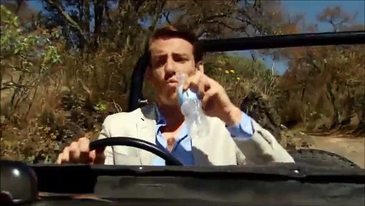 Sarantonio "Llevamos una hora de camino y no se supone que era aquí cerquita ?"-------