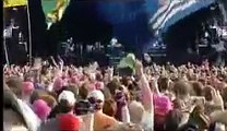 Snow Patrol - Chasing Cars (Live @ Pinkpop 2007) - Woman Crying