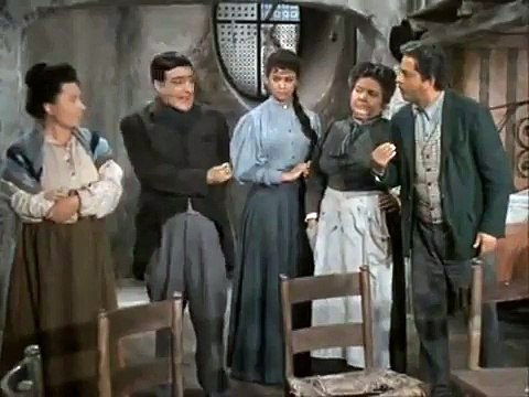 Totò - Miseria e Nobiltà - Guelfi e Ghibellini