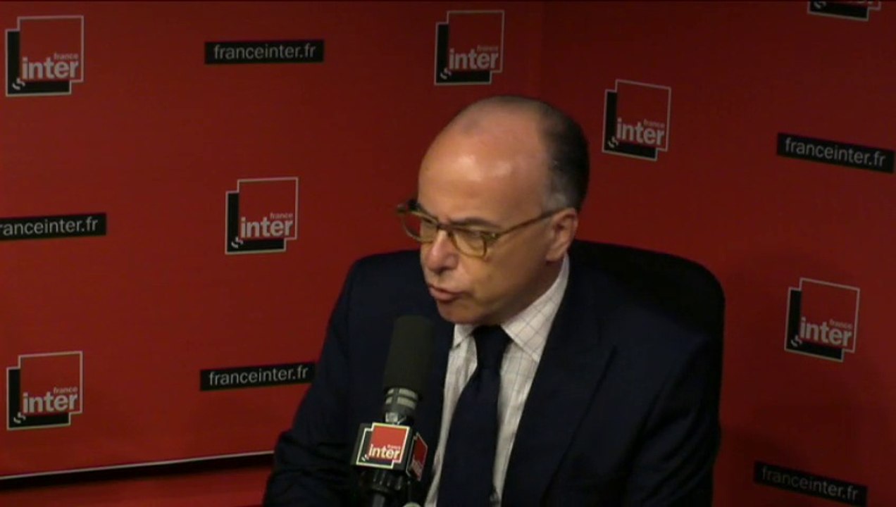 Bernard Cazeneuve : "Il faut des contrôles systématiques aux frontières"