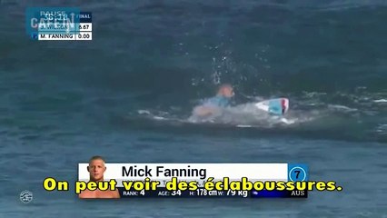 Un surfeur pro se fait attaquer par un requin en direct à la TV