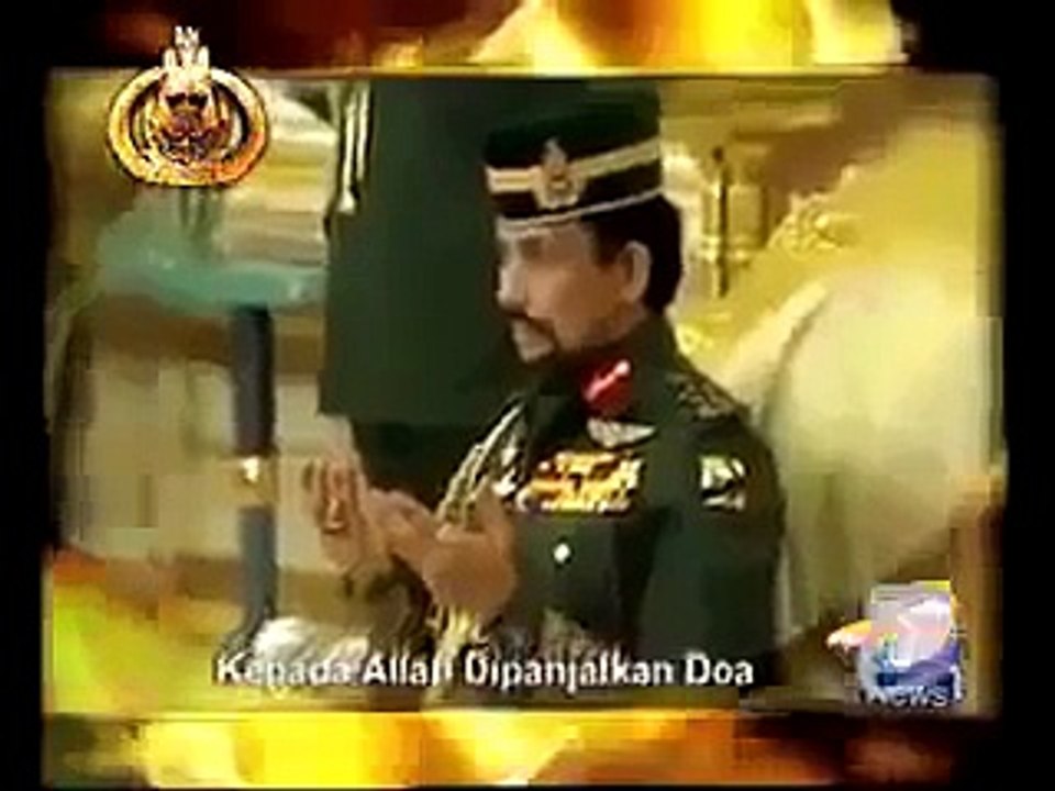 دنیا کا امیر ترین آدمی برونائی دارلاسلام کے سلطان حسن البلقیہ کی شان و شوکت آپ یہ ویڈیو دیکھیں اور حیران رہ جائیں گے۔۔۔۔۔ ویڈیو اچھی لگے تو شیئر ضرور کریں