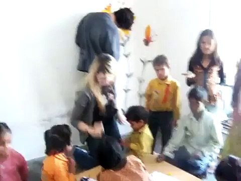 Volunteering work in India means sacrificing comfort for poor people.