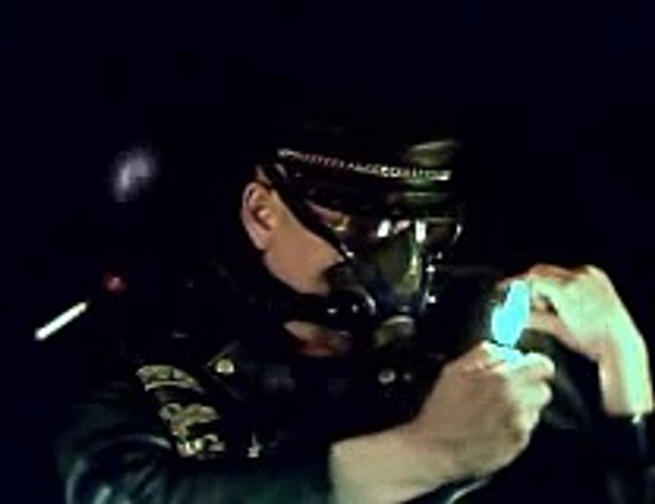 gas mask smokin
