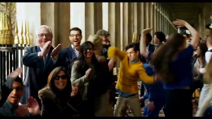 Sharon Stone, protagonista del último spot de Alain Afflelou, dirigido por Luc Besson