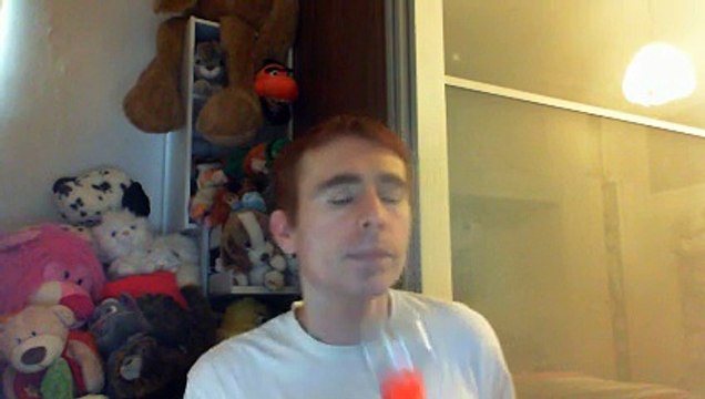 Wiwi égratigne chou wasabi de Julien Doré & Micky Green