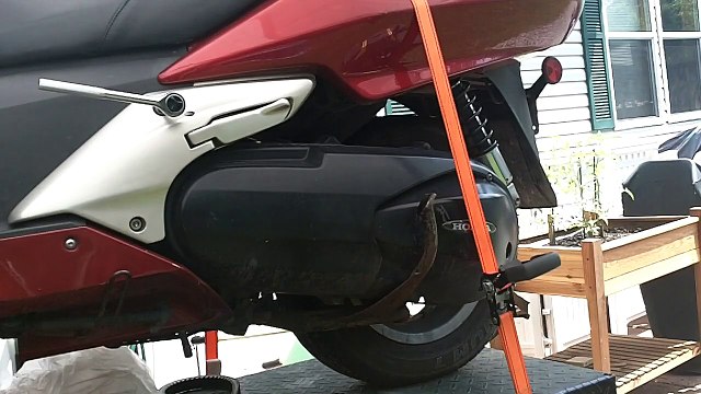 Honda Silverwing Belt Change