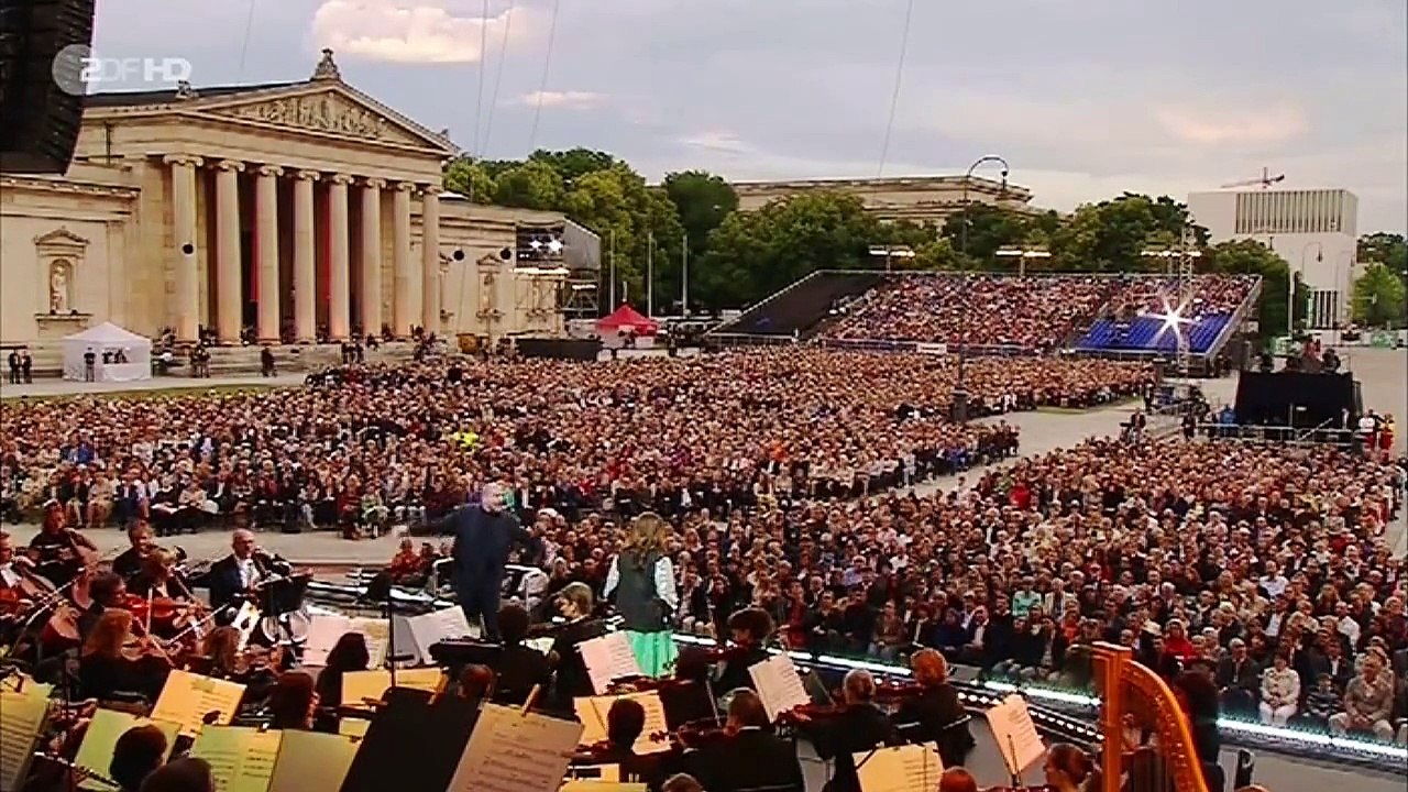 ANNA NETREBKO ~ ♫ "O patria mia" Arie der Aida (Nilarie)