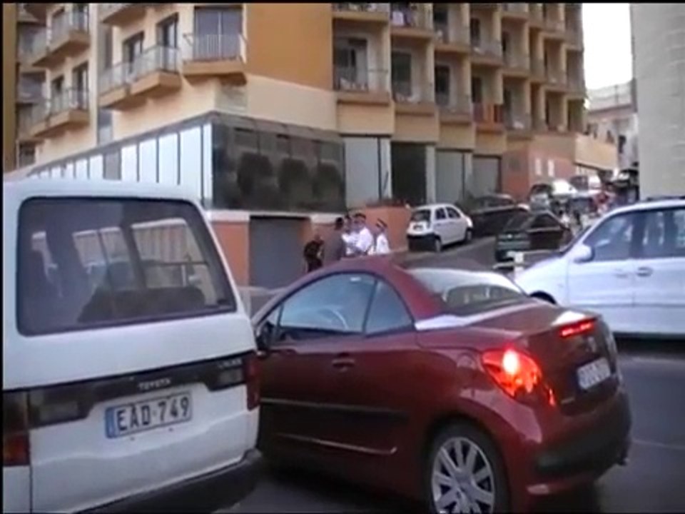 Traffic Warden assulted by driver