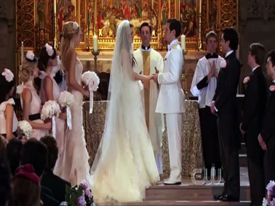Gossip Girl 5x13 Chuck & Blair -"Blair sees Chuck in the church"