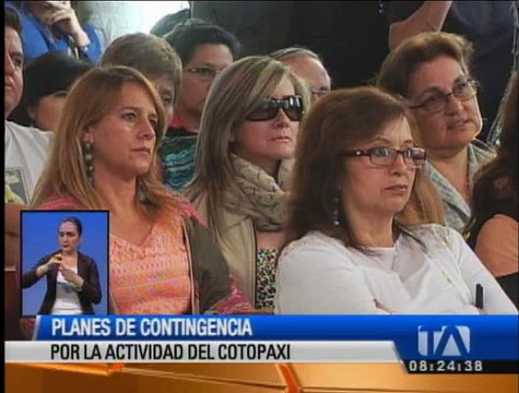 Crean planes de contingencia por la actividad del volcán Cotopaxi