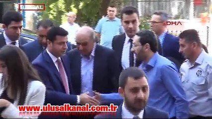 ''Bölünme süreci hem demokratik, hem de savaş politikasıyla iki ayaktan yürüyor''