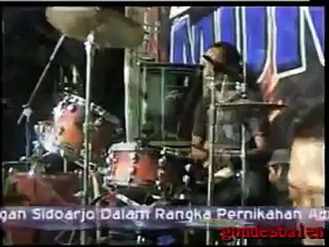 Dangdut Koplo HOT - SAKIT HATI Dangdut Esek2 Indonesia