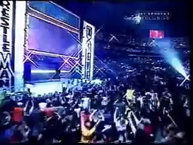 Stone Cold Steve Austin-"Disturbed"-Glass Shattered