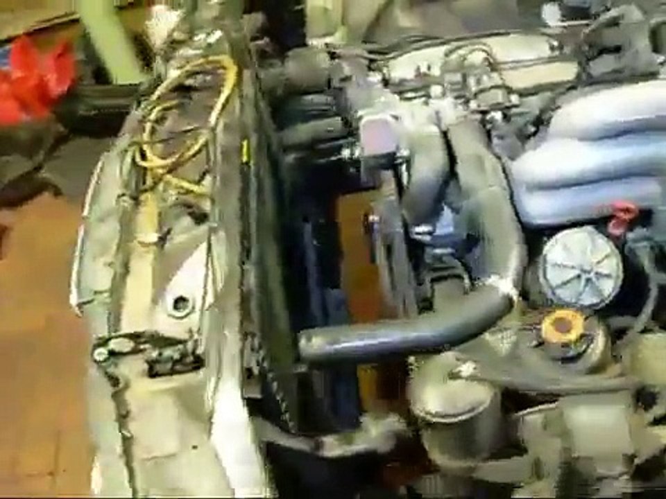BMW E32 735i Engine Change Pt1