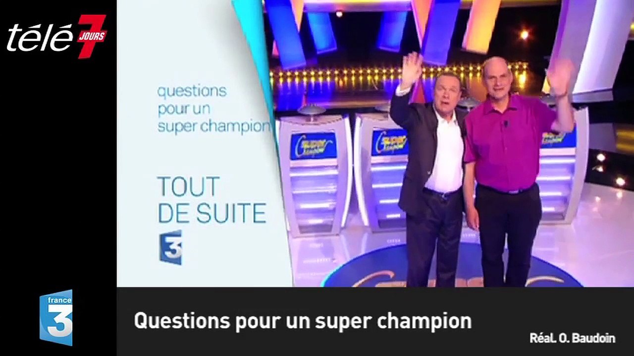 Le zapping du 20/07 : Un surfeur se fait attaquer par un requin lors d’une compétition