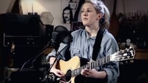 Ellie Goulding - Roscoe ( Acoustic ) Video  HD   Lyrics