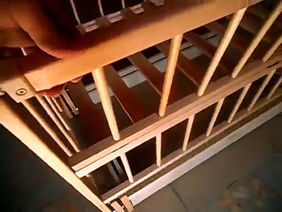Детская Кроватка Ангелочек с маятниковым механизмом на шарнирах