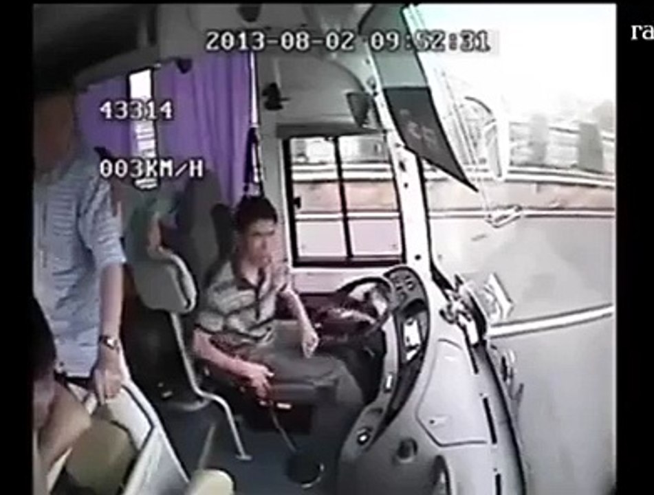 Un accident de car impressionnant