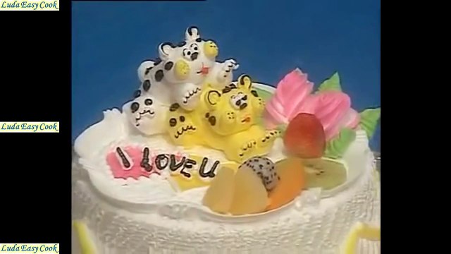 Hướng dẫn làm bánh sinh nhật clip làm bánh kem gato phần video clip dạy trang trí bánh kem