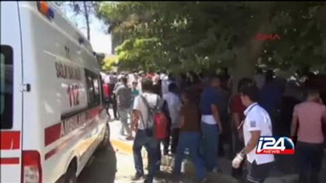 Turkish border town hit by suspected IS suicide bombing