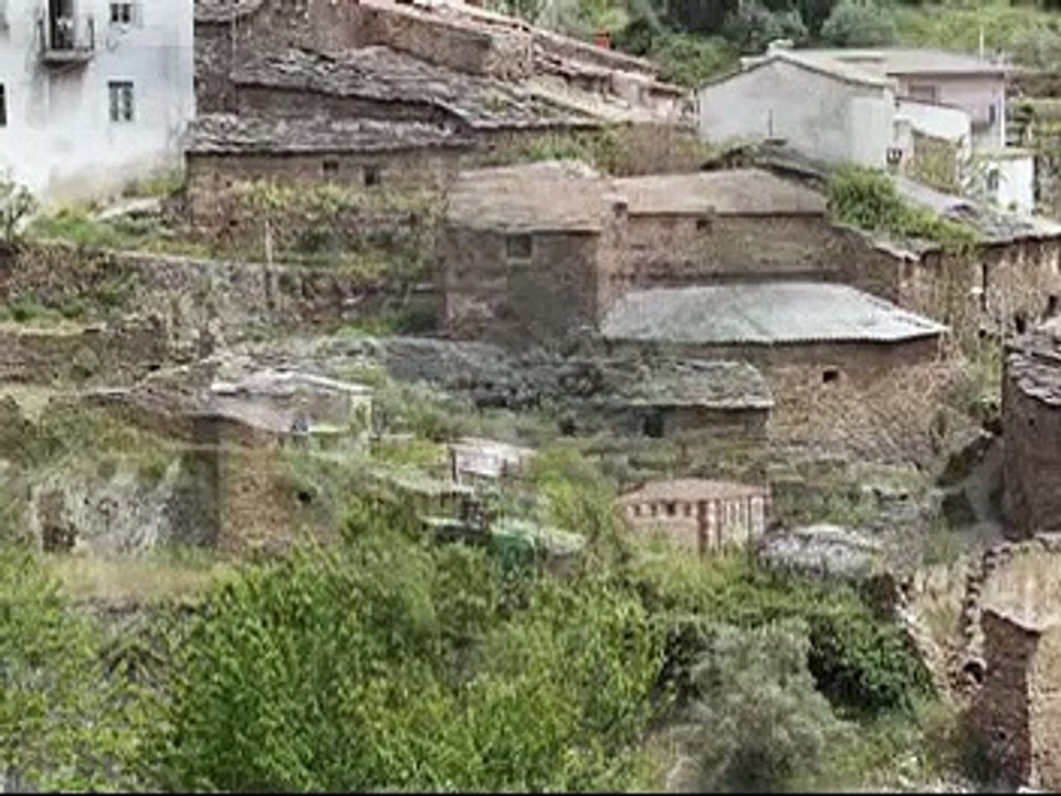 ACEITUNILLA - LAS HURDES-  la magia y sinpatía de un pueblo