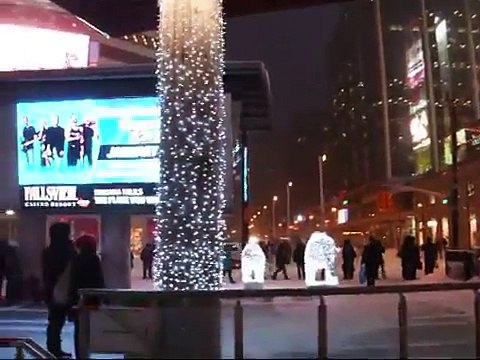 LET IT SNOW IN TORONTO WONDERLAND - Bing Crosby (Classic Christmas Songs)