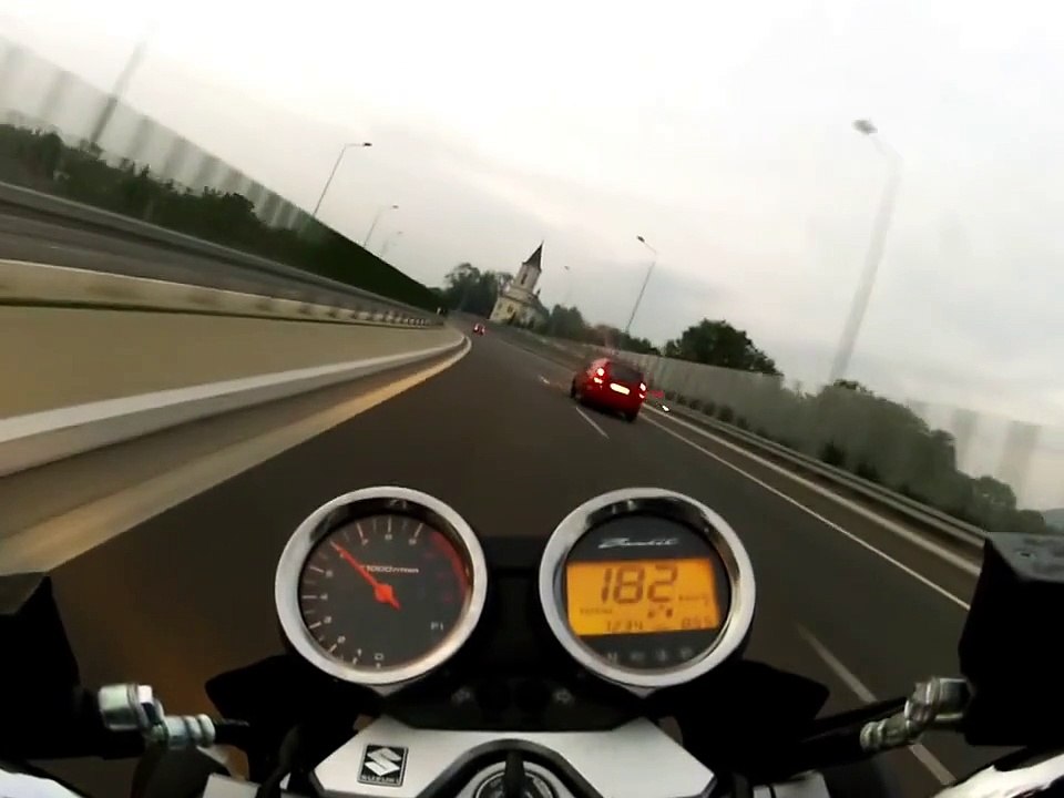SUZUKI GSF 1250 N BANDIT - WHEELIE & HIGHWAY RUN
