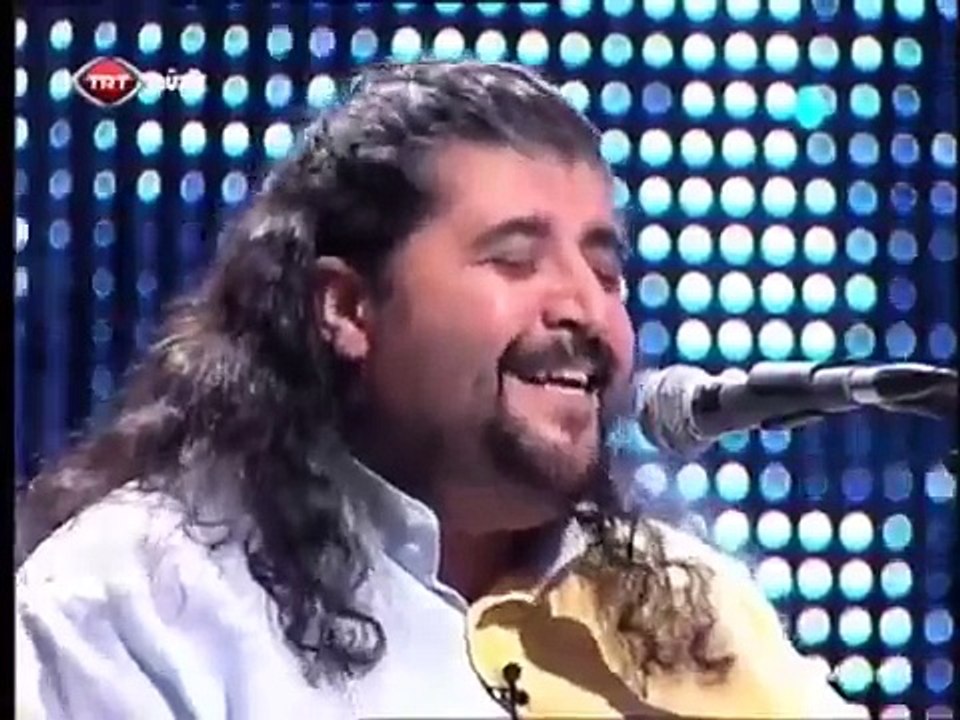 Erdal Erzincan & Arif Sağ & Sabahat Akkiraz Halay Potpori