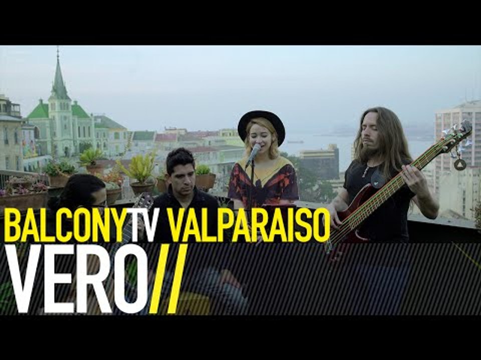 VERÓ - CAMPOS ABIERTOS (BalconyTV)