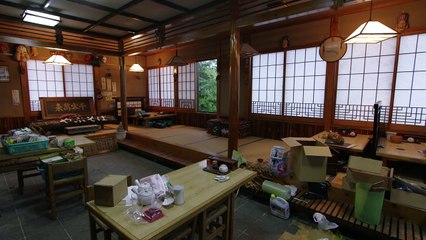 Japan nuclear refugees face dilemma over returning home