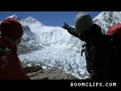 Base Jumping Off Mount Everest Breaks World Record.............!!!!!!!!!!!!!!!!!!