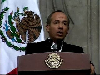 Entrega de la Condecoración del Águila Azteca