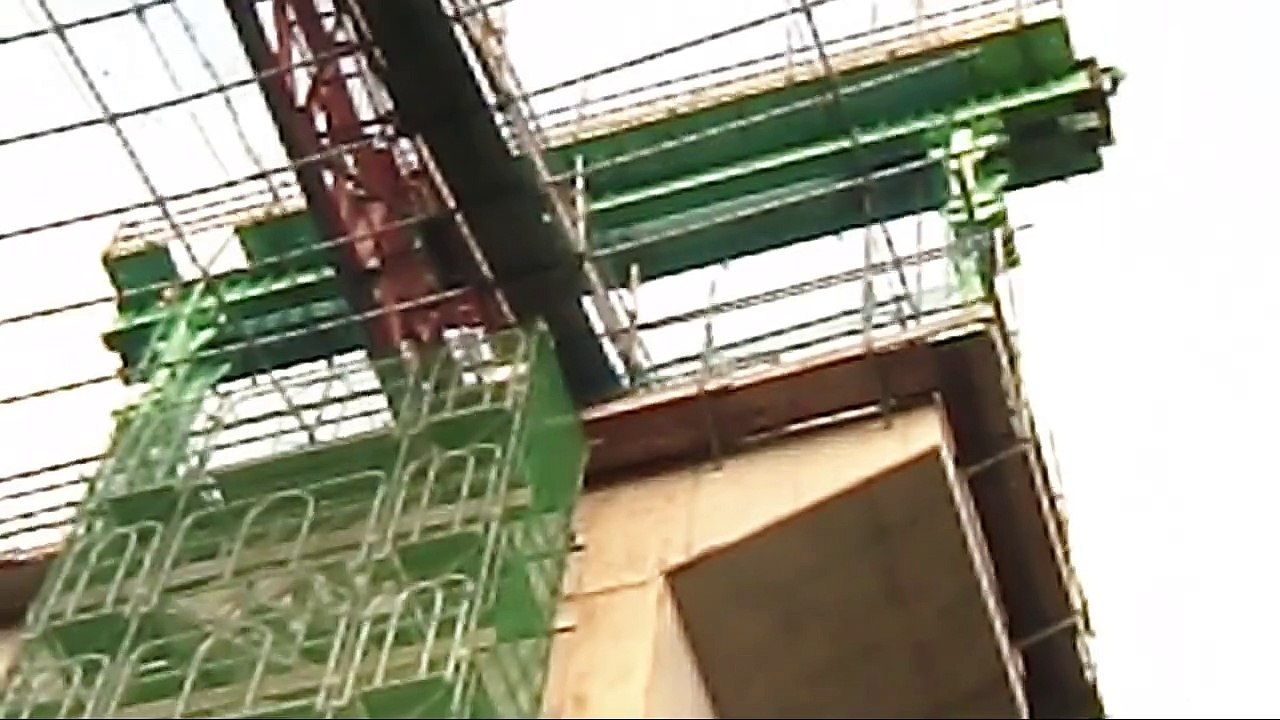 橋桁落下事故　尾道松江自動車道工事