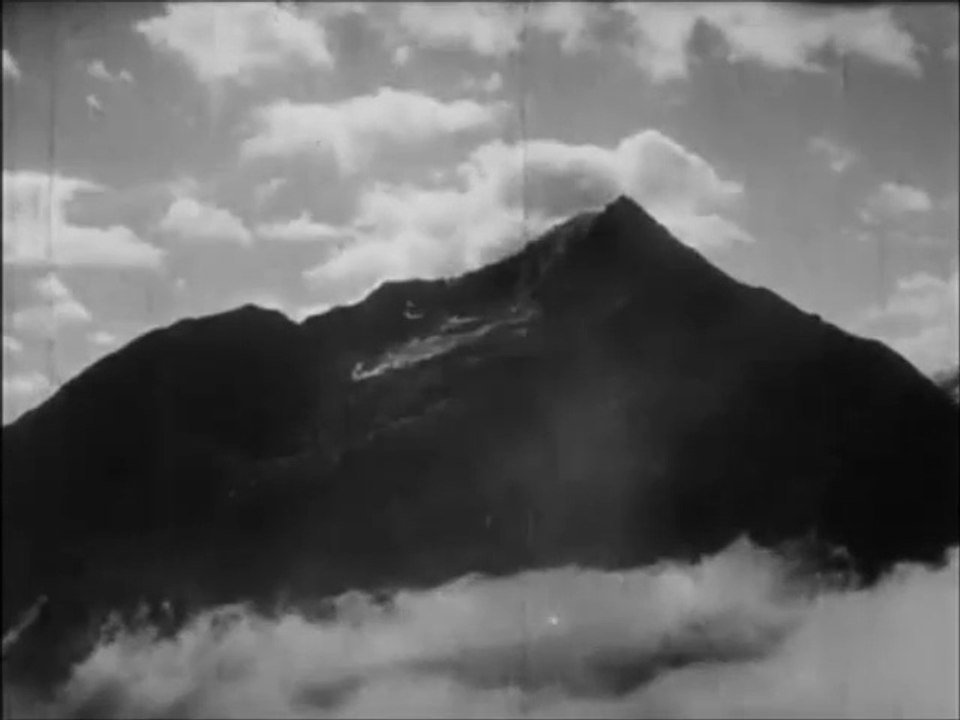 Of The Wand And The Moon - La Pequena Nube