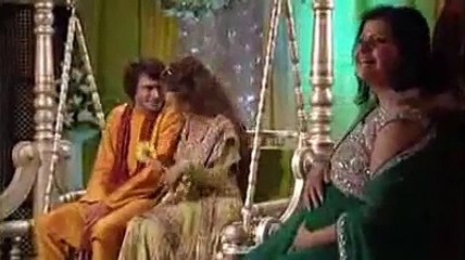 Bride and groom dance on the floor on punjabi song