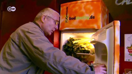 24-hour public refrigerator | Global 3000