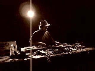 One Self Live - DJ Vadim Scratch II