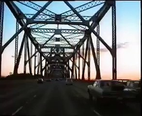 Helpless - Neil Young da "Fragole e Sangue" (The Strawberry Statement)