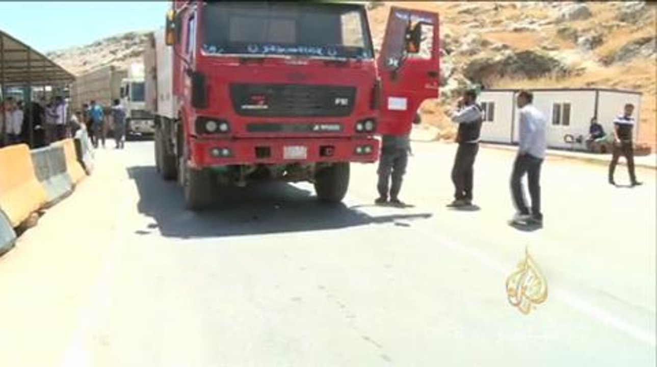 رصد لحركة السوريين على معبر باب الهوى الحدودي مع تركيا
