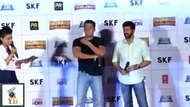 Salman Khan & Kabir KHan @Bajrangi BHaijan Official Trailer Launch