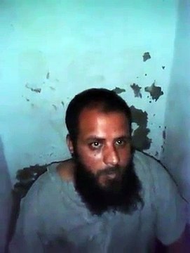 شوفو أحد الدواعـــــش فاش يحكي !!! موش نورمال ! غسلولو مخو