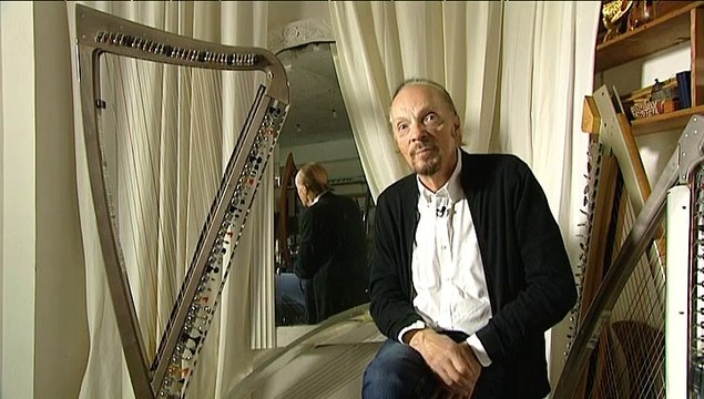 Cadeau bonus A travers chants: Alann Stivell