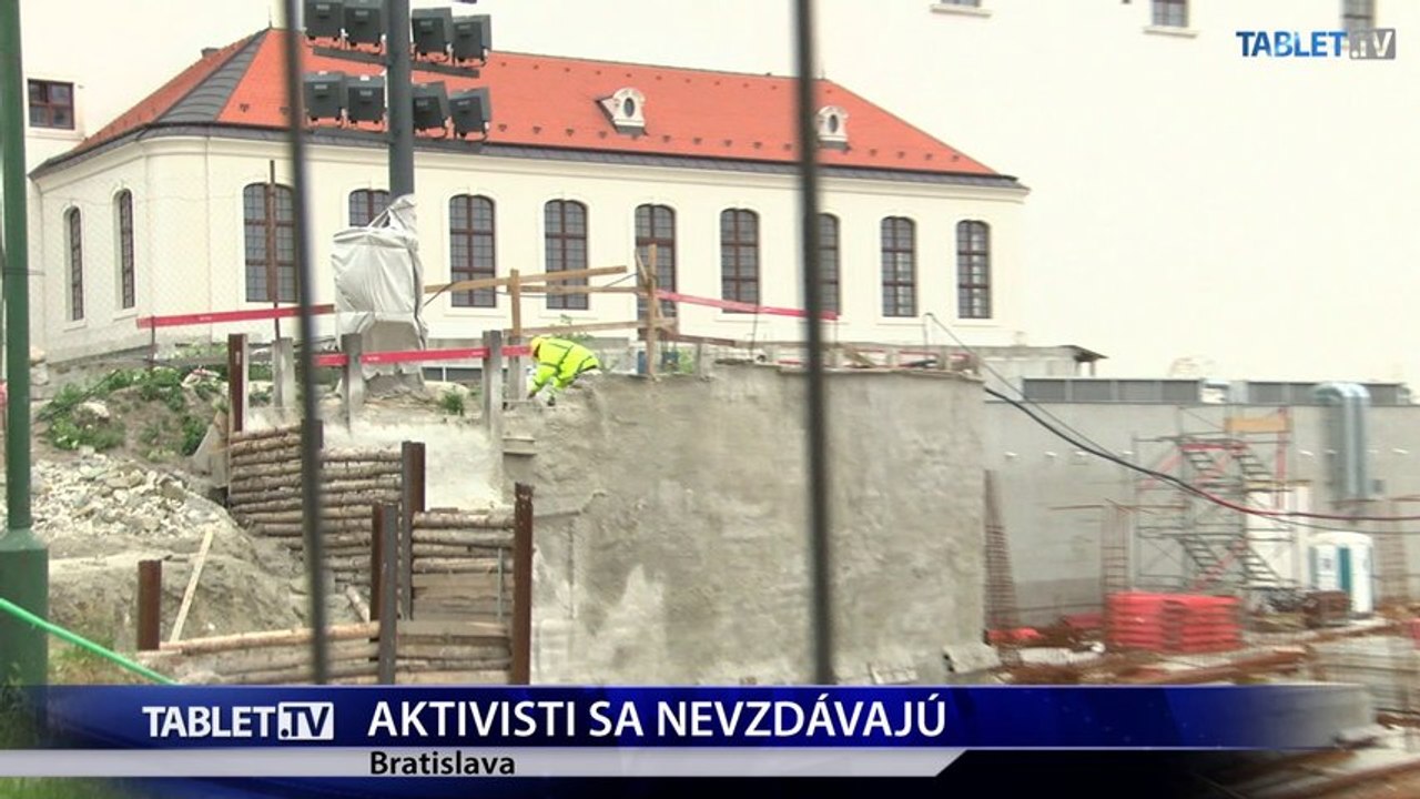 Aktivisti chcú za postup pri stavbe na hrade podať trestné oznámenie